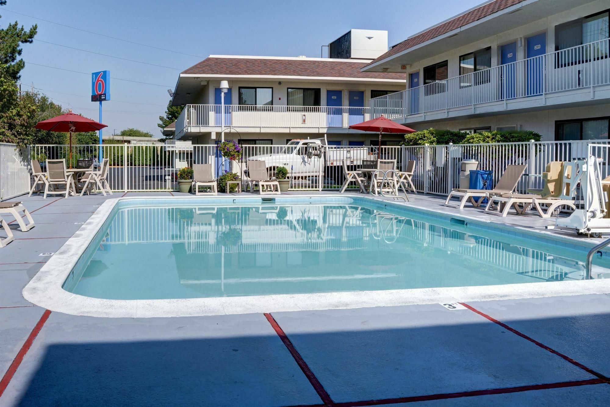 Motel 6-Springfield, Or - Eugene North 외부 사진